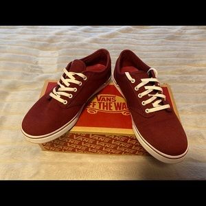 Vans Maroon size 6